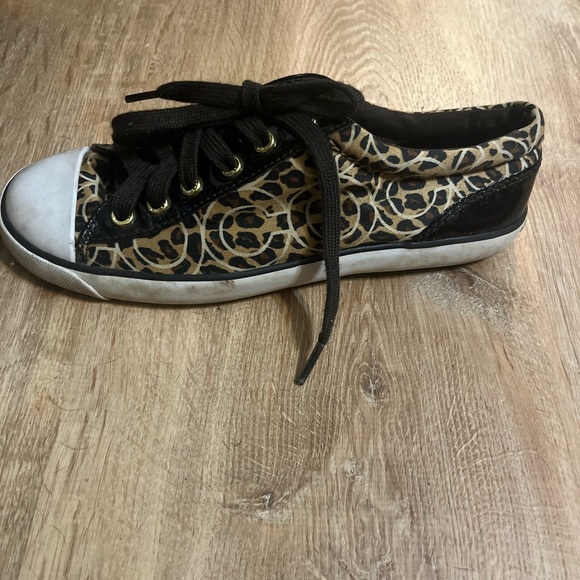 Coach cheetah print sneakers - Picture 3 of 5